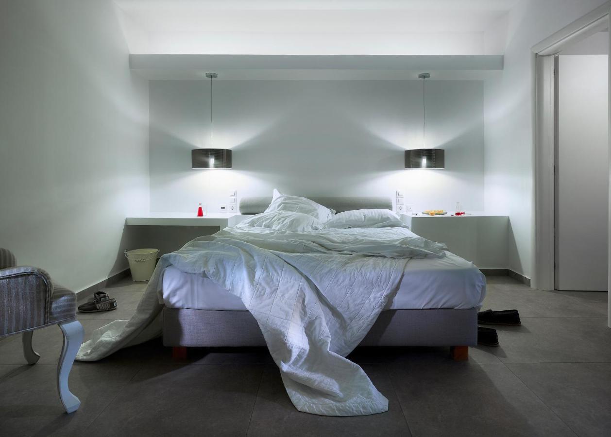 Santa Maria Luxury Suites & Spa Adamantas  Exterior foto
