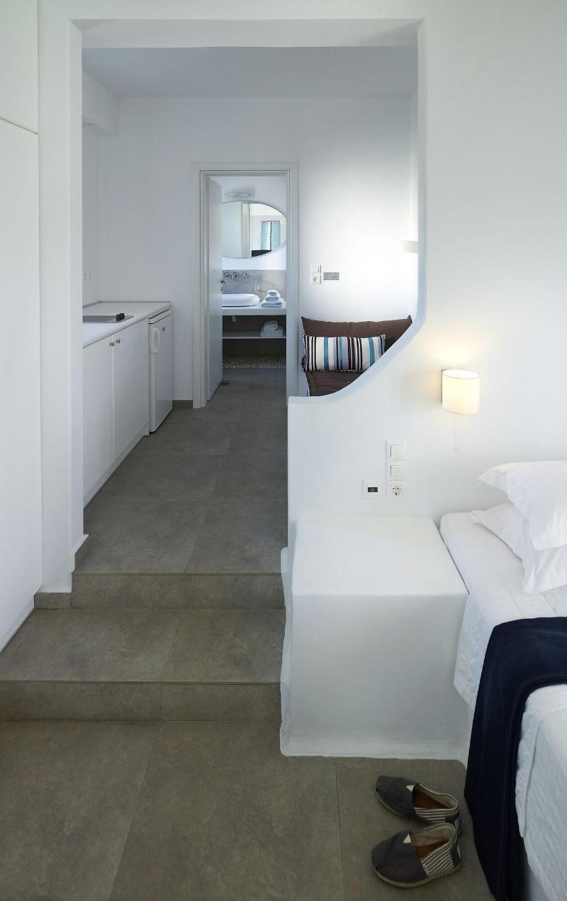 Santa Maria Luxury Suites & Spa Adamantas  Exterior foto