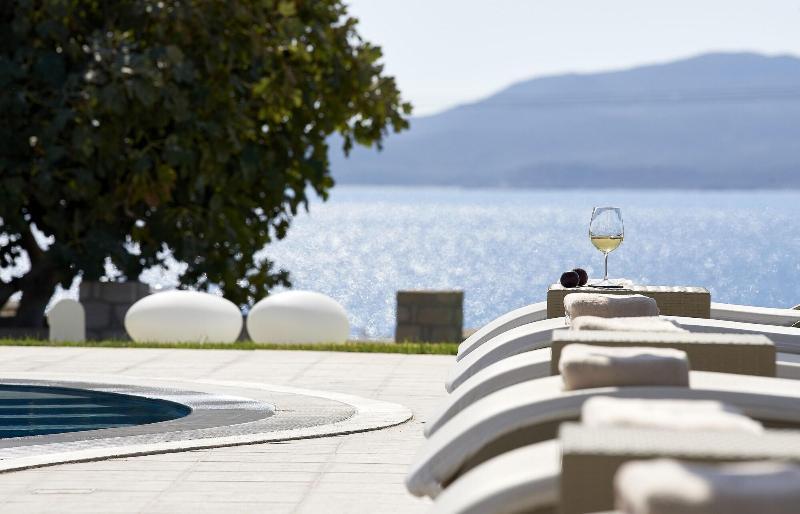 Santa Maria Luxury Suites & Spa Adamantas  Exterior foto